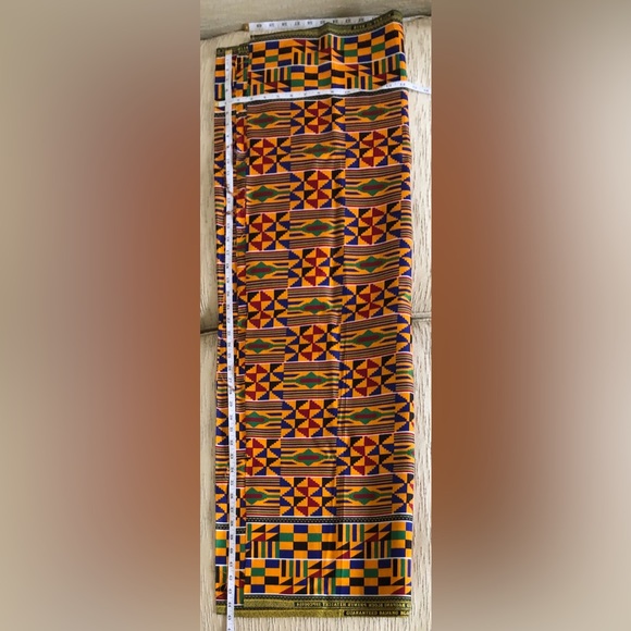 Authentic Block Print. see selvage on fabric. - Picture 2 of 2